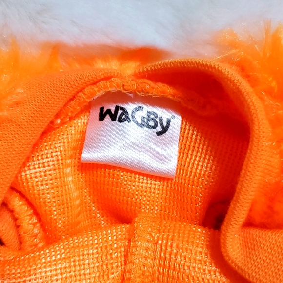 DOG HALLOWEEN PUMPKIN ๐ COSTUME BY WAGBY - Picture 10 of 11